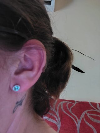 Pendientes de Esmeralda con pavé de topacio.