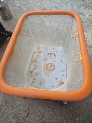 Cuna de viaje para bebé