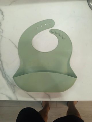 Babero de silicona para bebé