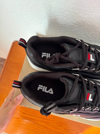 Zapatillas Fila Negras Suela Blanca Talla 38