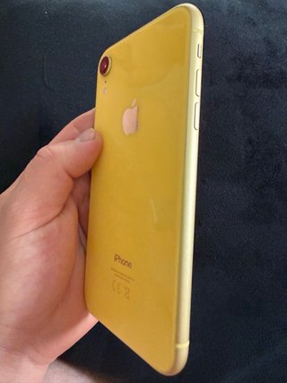 iPhone XR 128GB Dorado Batería 74%