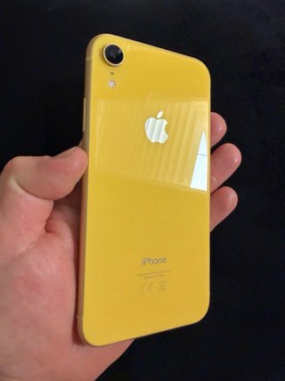 iPhone XR 128GB Dorado Batería 74%