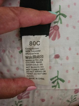Sujetador negro y blanco con encaje