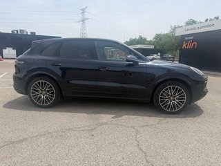 Porsche Cayenne 2022