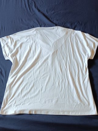 Camiseta de mujer blanca talla XL