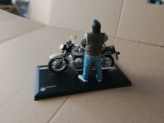 Miniatura Moto Guzzi V7 Special 1971