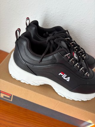 Zapatillas Fila Negras Suela Blanca Talla 39