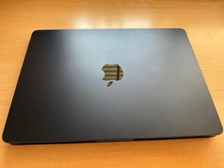 MacBook M2 Gris 8 ram  250 gb