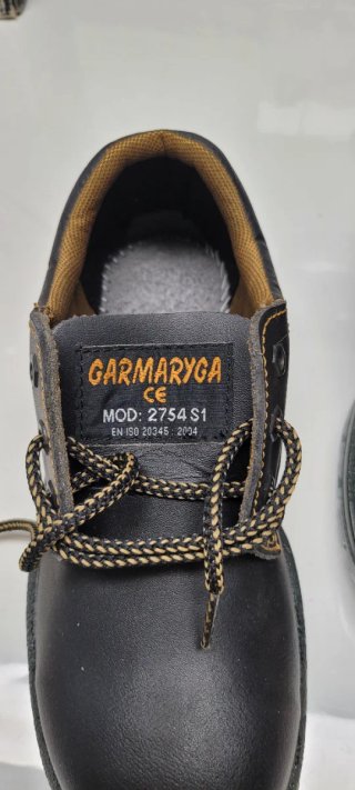 Botas de trabajo GARMYRYGA negras.