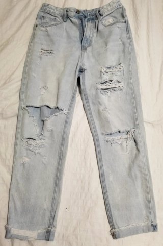 Vaqueros Mom Stradivarius Desgastados