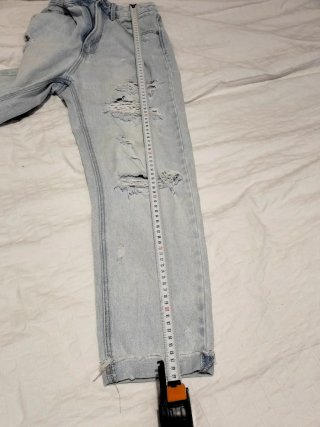 Vaqueros Mom Stradivarius Desgastados