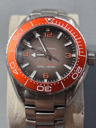 Reloj Omega Diver Automático Naranja
