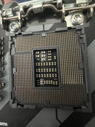 MSI B250M BAZOOKA Placa Base LEER!!