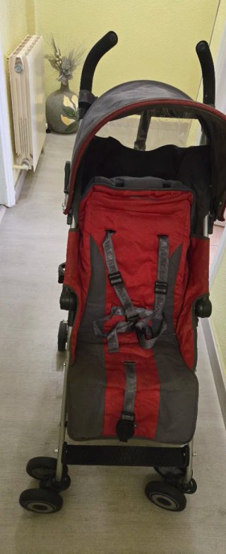 Silla de paseo Maclaren gris y roja