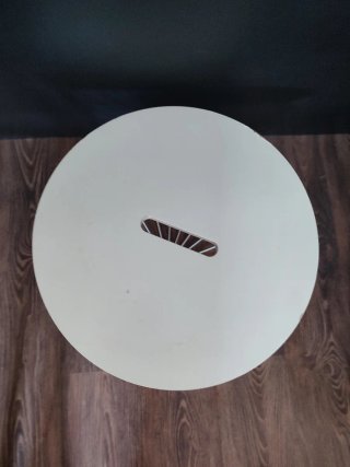 Mesa auxiliar KVISTBRO Ikea