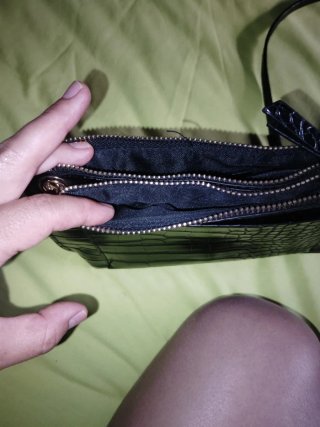 Bolso negro efecto piel cocodrilo