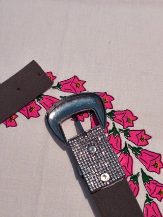 ¡OFERTA! Cinturón Plateado Brillante Bershka
