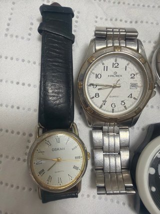 Lote 5 relojes y 2 gafas