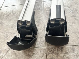 Barras de Techo Coche Aluminio Renault Thule.