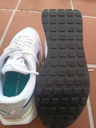 Zapatillas Puma RE.GEN Blancas y Negras