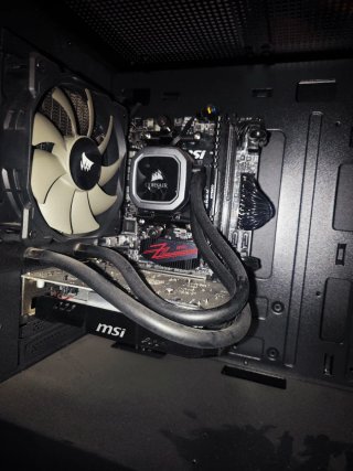 PC Gaming Económico - AMD Ryzen 5 / GTX 1650 / SSD
