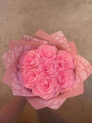 Se hacen ramos de flores caseros