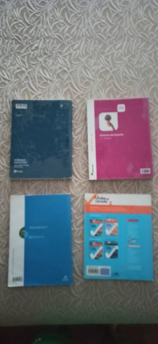 Libros segundo de bachillerato IES Alarcos