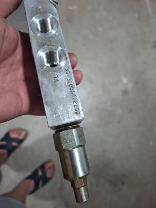 Distribuidor Contrabalaceo Hidráulico paso 3/8