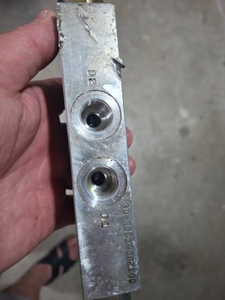 Distribuidor Contrabalaceo Hidráulico paso 3/8