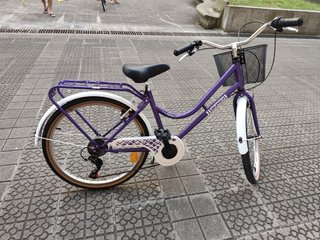 Bicicleta paseo B-pro morada 24