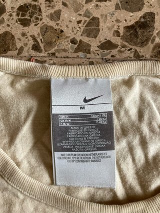 Camiseta Nike Vintage 90s Beige y Azul
