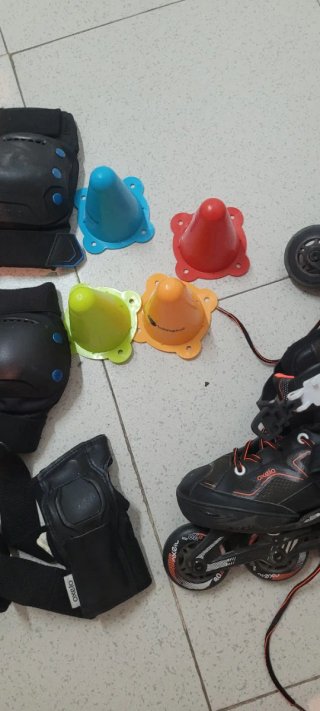 Patines en línea y protecciones