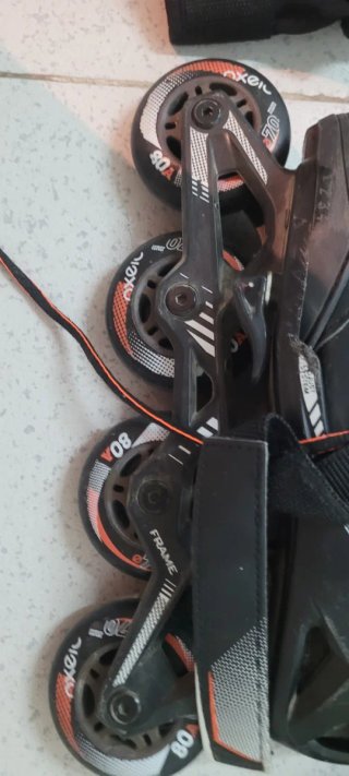 Patines en línea y protecciones
