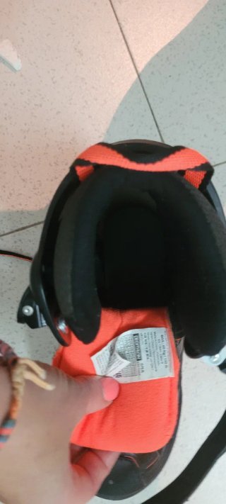 Patines en línea y protecciones