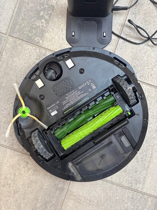 Robot aspirador Roomba negro