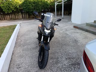 Honda CB 500 X Adventure Negra y Gris