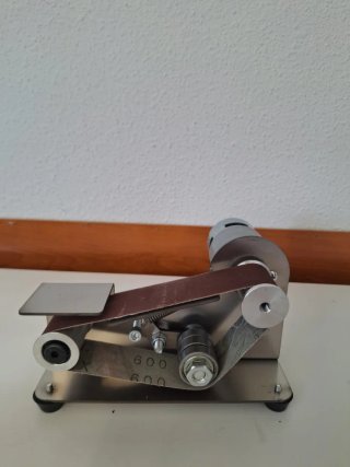 Mini lijadora de banda eléctrica