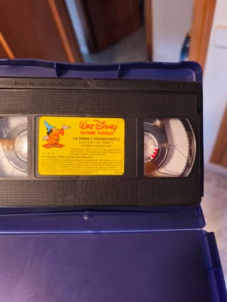 La Dama y el Vagabundo 2 VHS Español