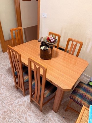 Mesa comedor extensible + 6 sillas URGENTE