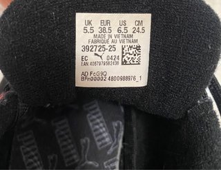 Zapatillas Mujer Puma Negras y Rojas