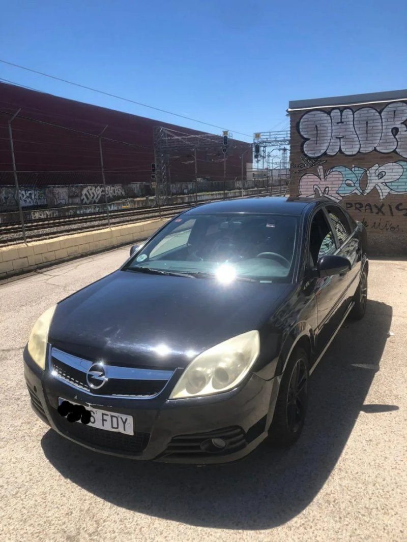 Opel Vectra 2007 - foto 1