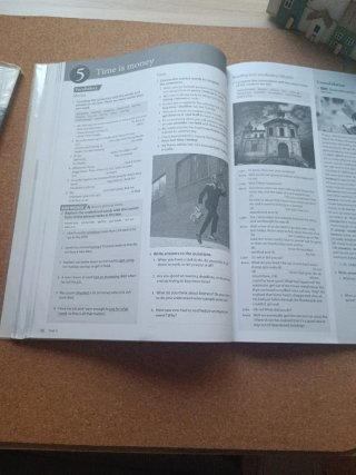 Future Prospects 2 student+ workbook