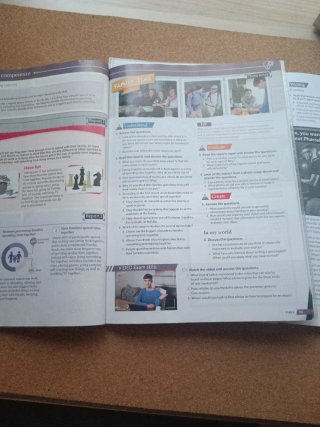 Future Prospects 2 student+ workbook