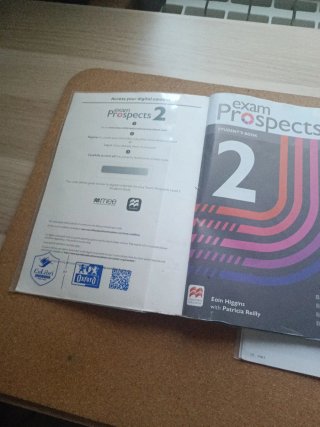 Future Prospects 2 student+ workbook