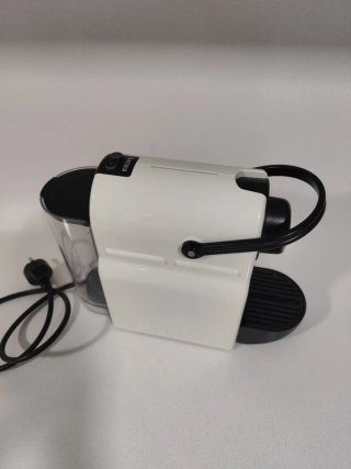 Cafetera Nespresso Krups Blanca
