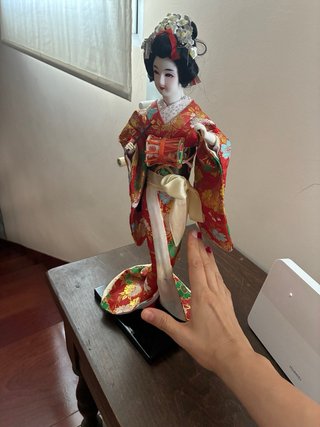 Muñeca antigua japonesa con tambor