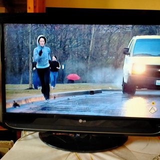 Se Vende TV LG Negro de 37 Pulgadas