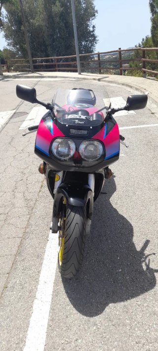 Suzuki GSXR 750