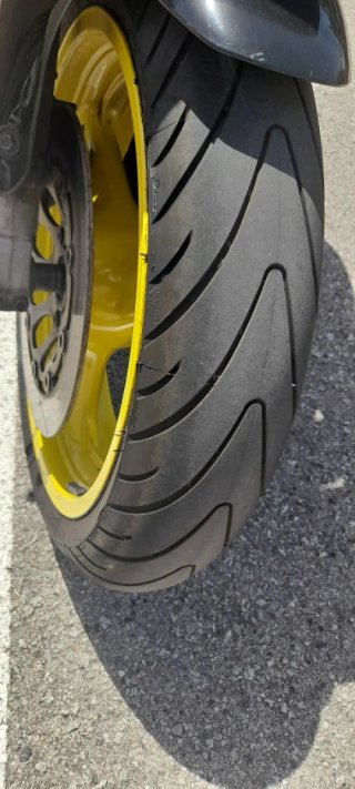 Suzuki GSXR 750