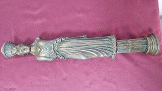 4 Figuras Cariátides